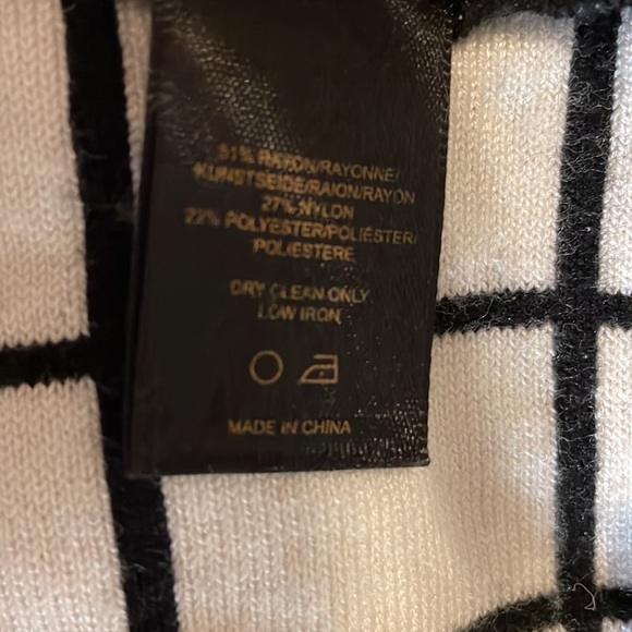 Anthropologie Sunday in Brooklyn Reversible  Black/White Skirt, Small - Picture 7 of 7